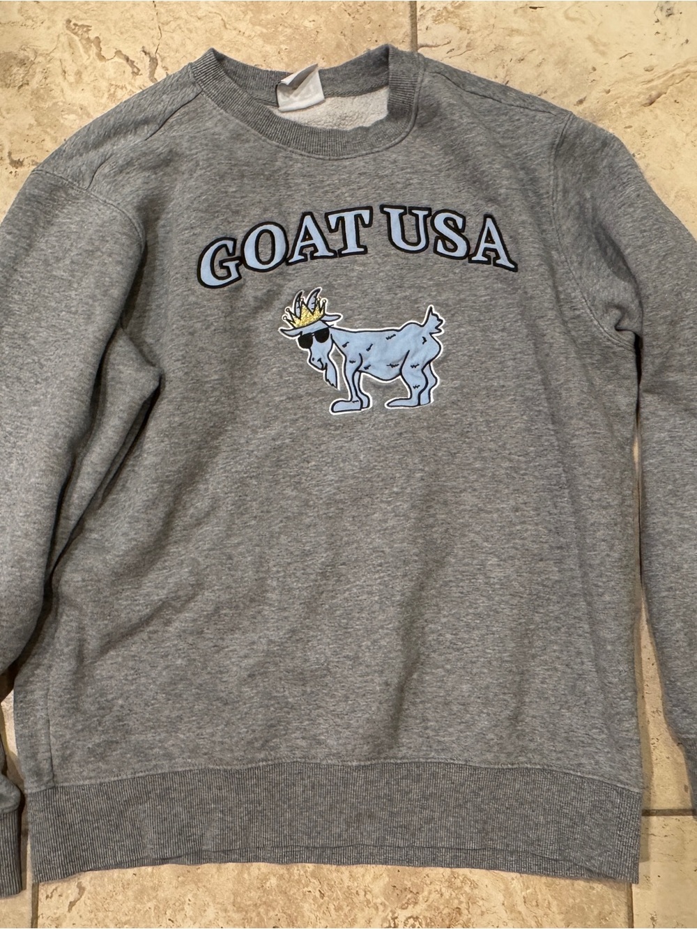 Goat USA Crewneck Sweatshirt men’s medium
